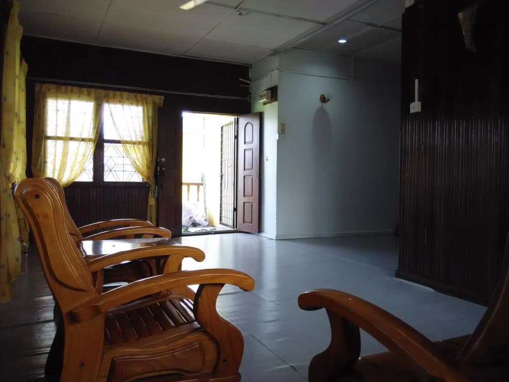 Sakura Tupong Guest House - photo 13
