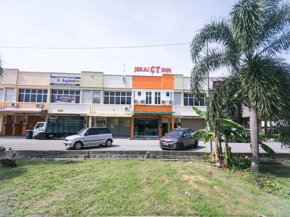OYO 1101 Hotel Jerai CT Inn - photo 11