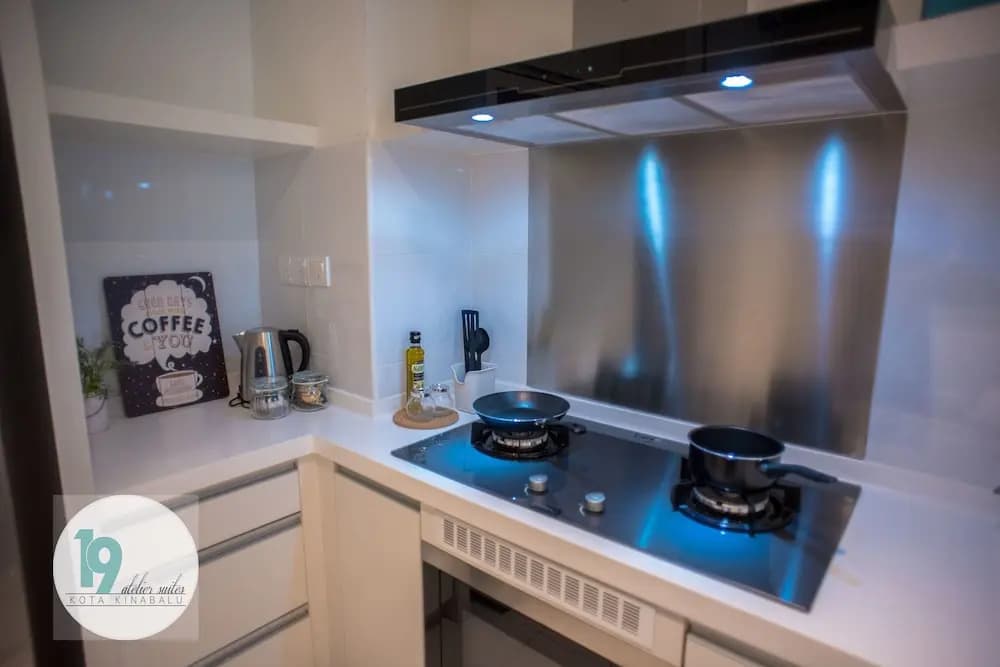 19 Atelier Suites Sutera Avenue - photo 21
