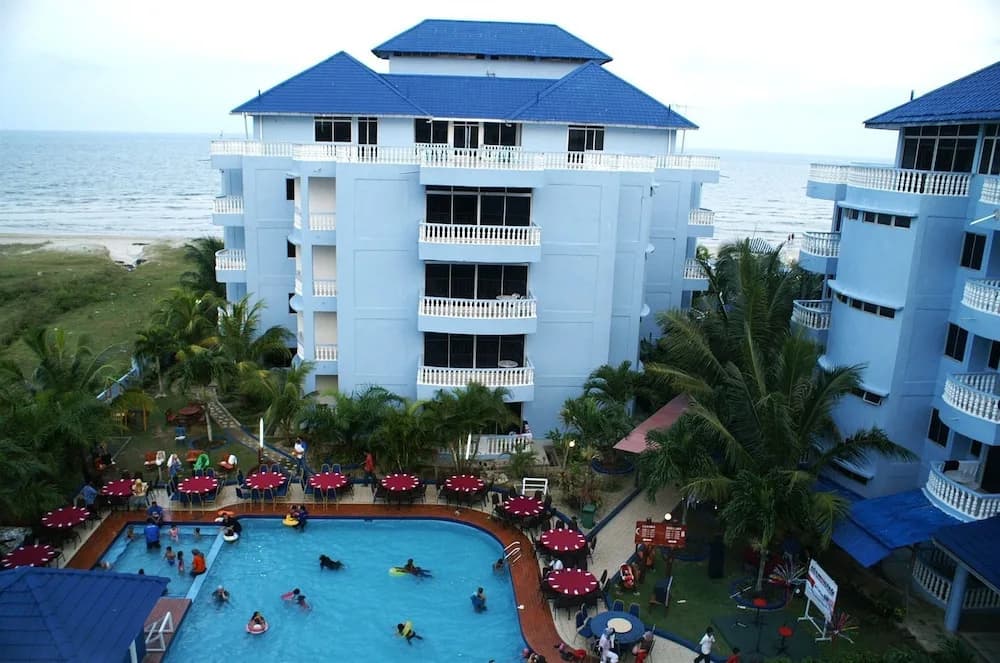Sanctuary Resort - photo 31