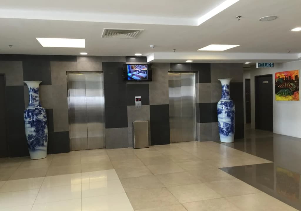 Ajang Hotel - photo 12