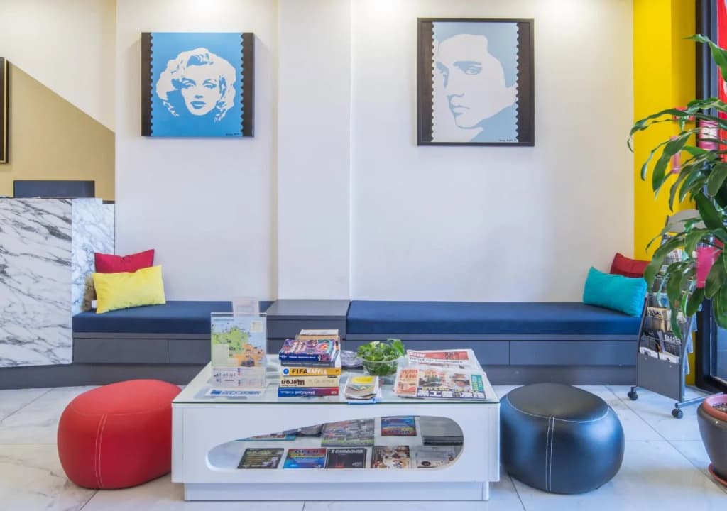 B Street Hotel - photo 17