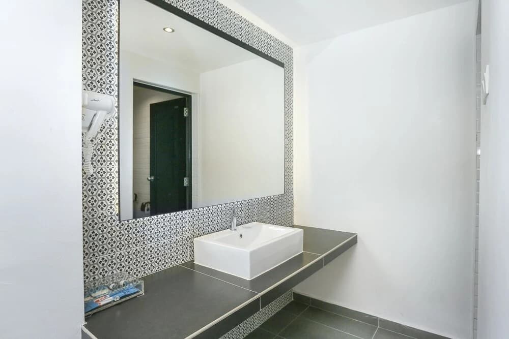 Capital O 89905 T5 Boutique Hotel - photo 1