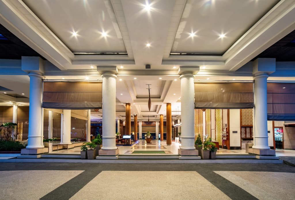 Glenmarie Hotel & Golf Resort - photo 31