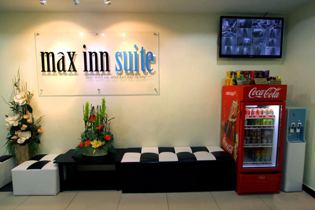 Max Inn Suite Hotel - photo 12