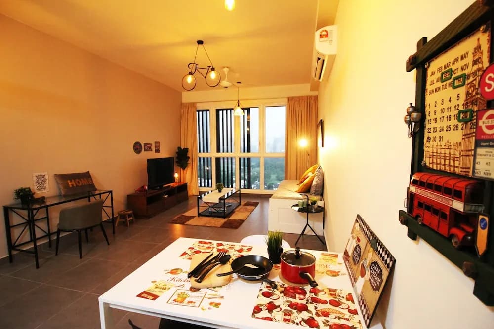 Sentrio Suites @ City Center by HnHCozy - photo 17