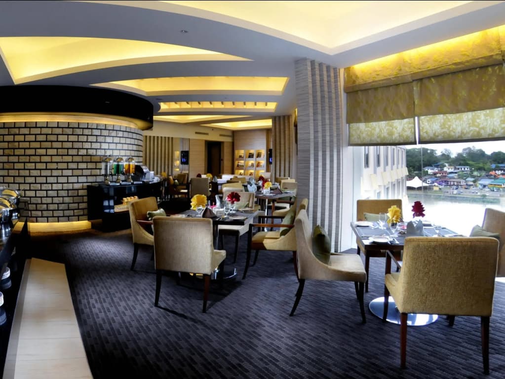 Grand Margherita Hotel - photo 18
