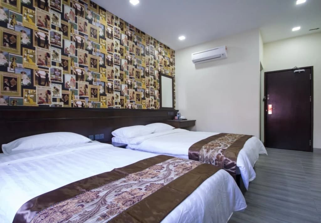 Islander Lodge - photo 6