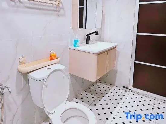 711 • MT Breeze House • Andaman Sea - photo 2