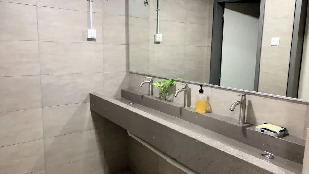 Luma Casa Capsule Hotel @ Setia Alam - photo 8