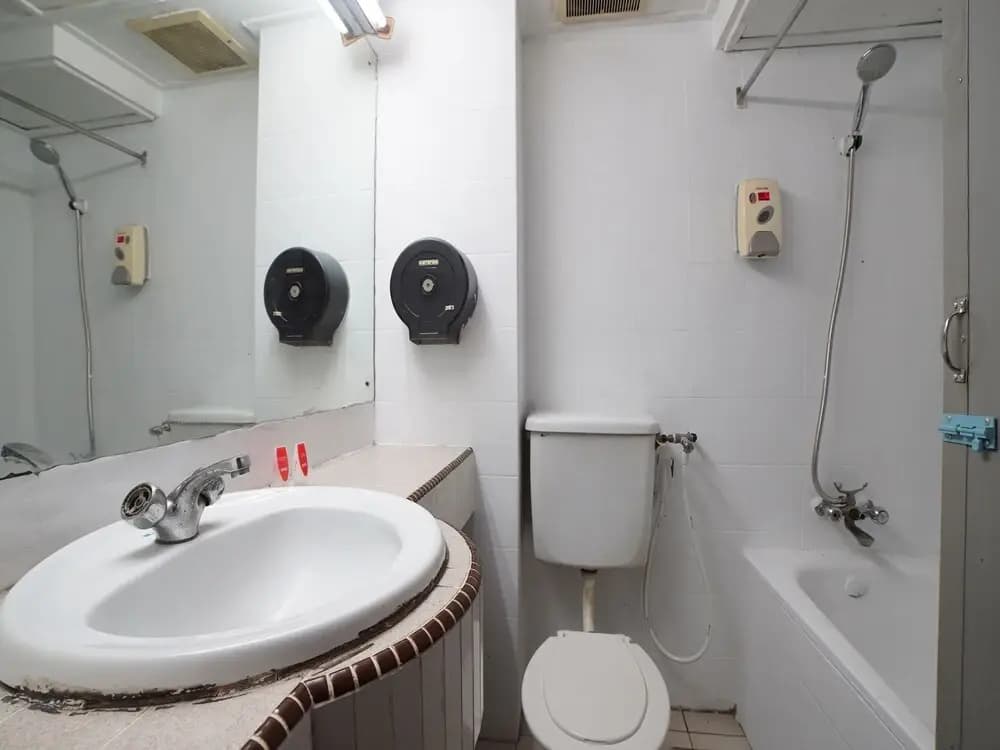 Metro Inn - photo 8