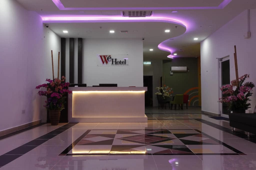 WE Hotel - photo 1