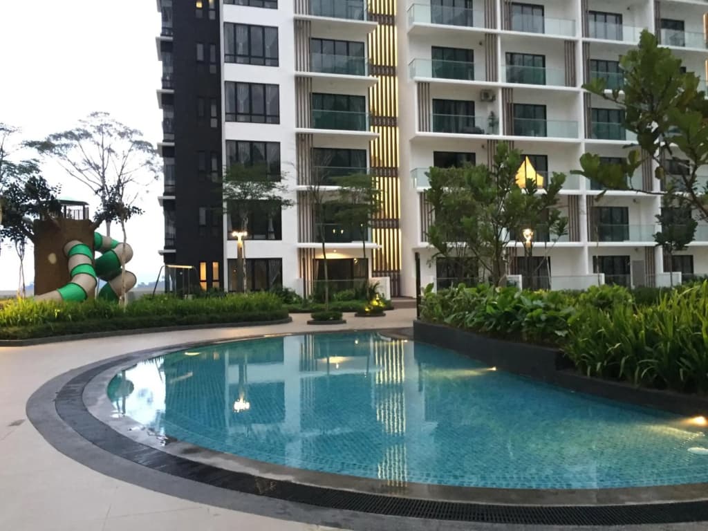 12pax Golden Shine Homestay @Midhills Genting - photo 13