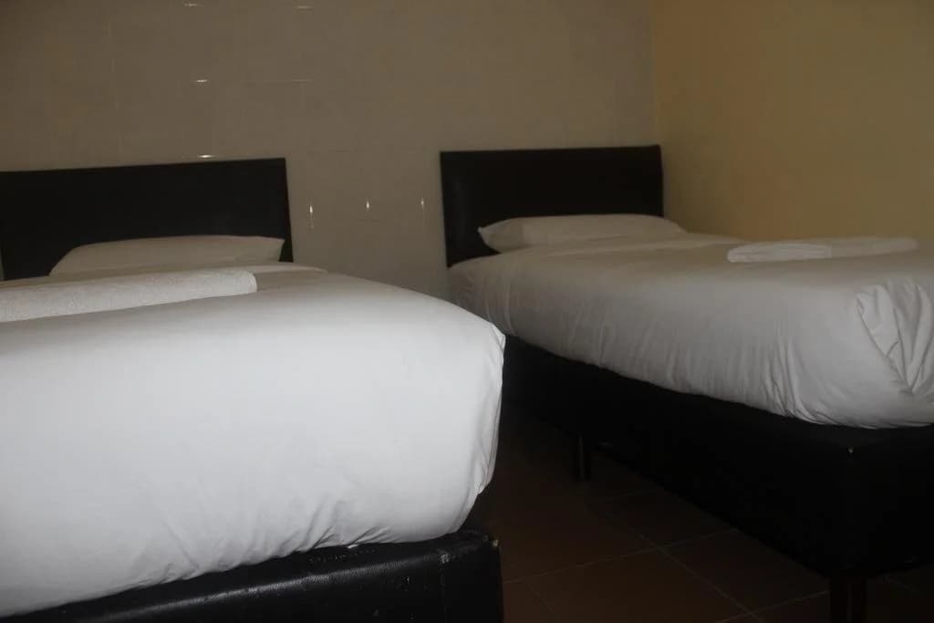 I Home Hotel - photo 3