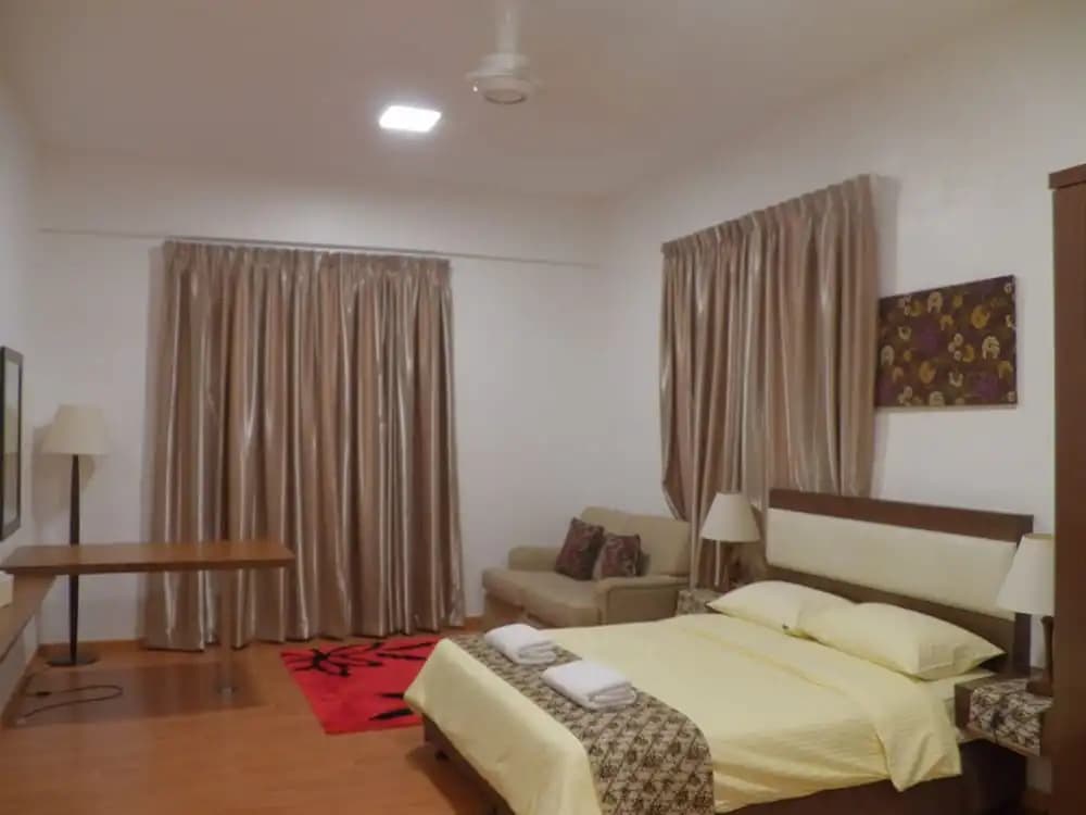Maytower Apartment - photo 26
