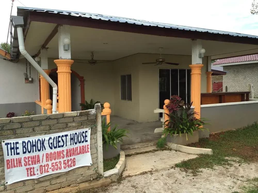 Bohok Guesthouse - photo 1