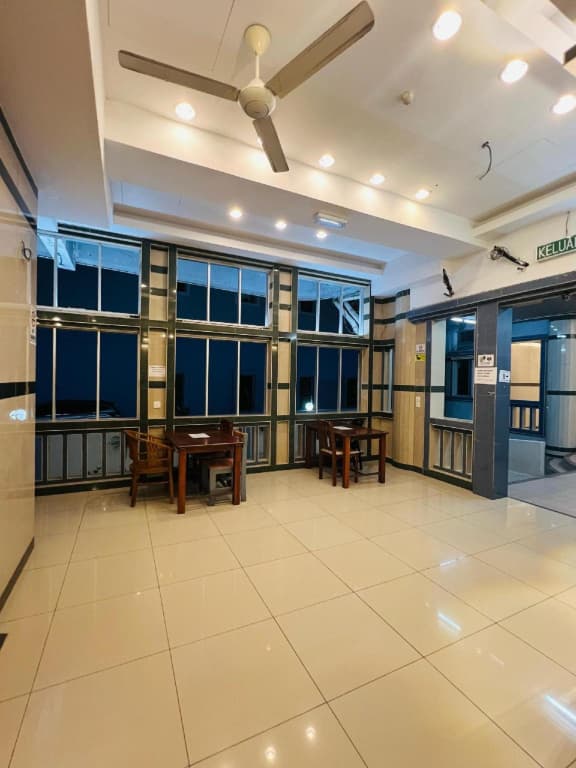 Burmahtel - Hotel - photo 11