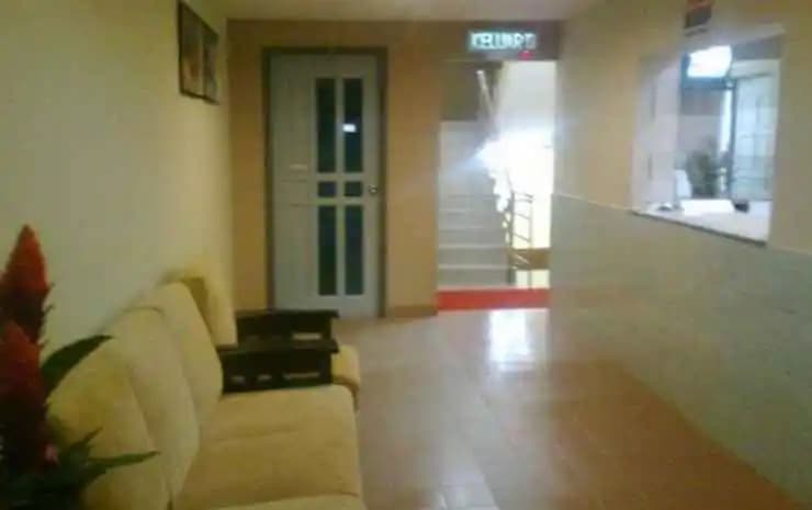 Budget  Comfort Hostel - photo 11