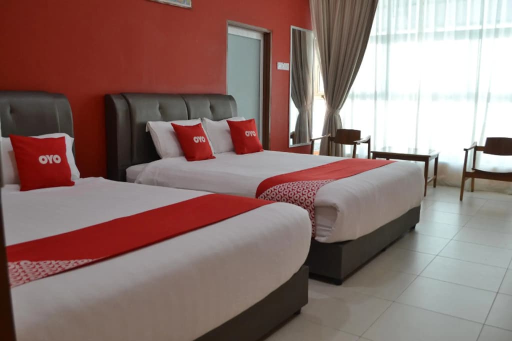 OYO 89691 Hotel Puteri Miqaila - photo 3