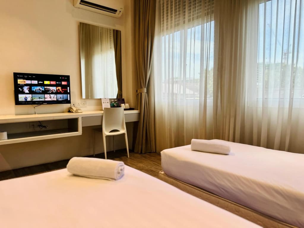 T Hotel Macallum - photo 31