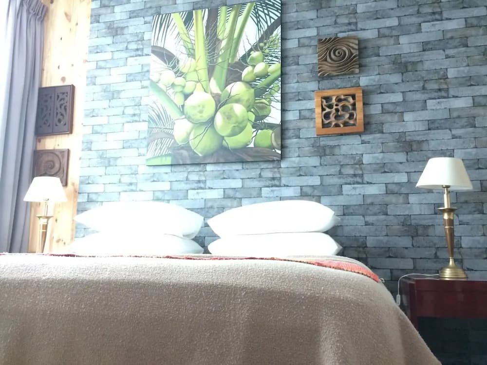 Lawang Suite Apartment With Balcony - photo 2