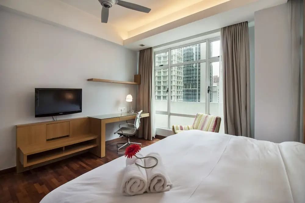 KLCC Suites by Plush - photo 4