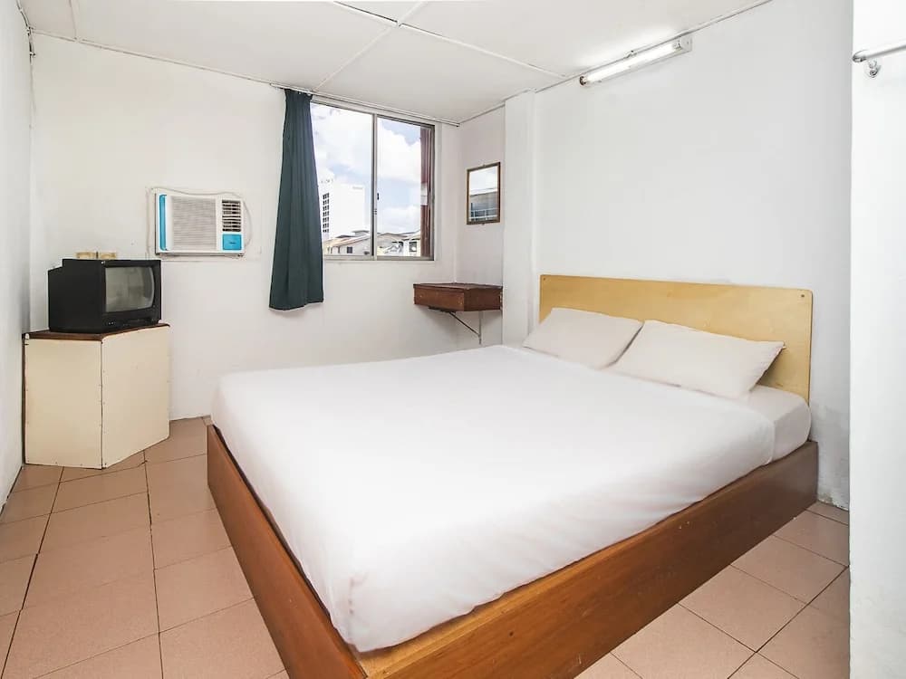 Hotel O Gold Star Hotel - photo 4