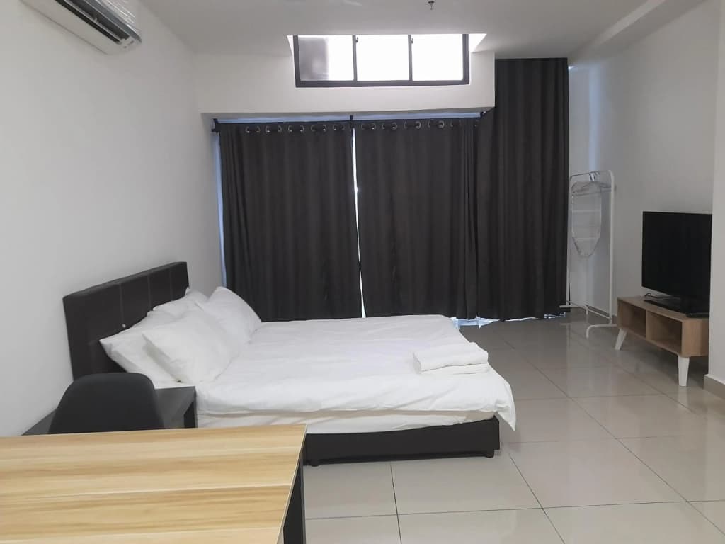 Pacific Towers Star Seksyen 13 PJ Jaya One Parking Netflix Pool Kitchen - photo 4
