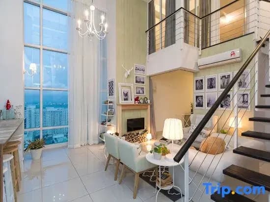 Maritime Suites Holiday Rental @ George Town - photo 4