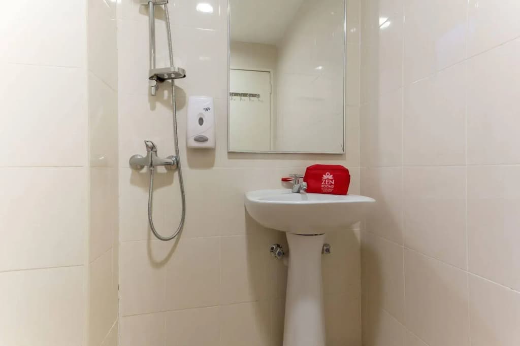 ZEN Rooms Basic Sentul Kuala Lumpur - photo 8