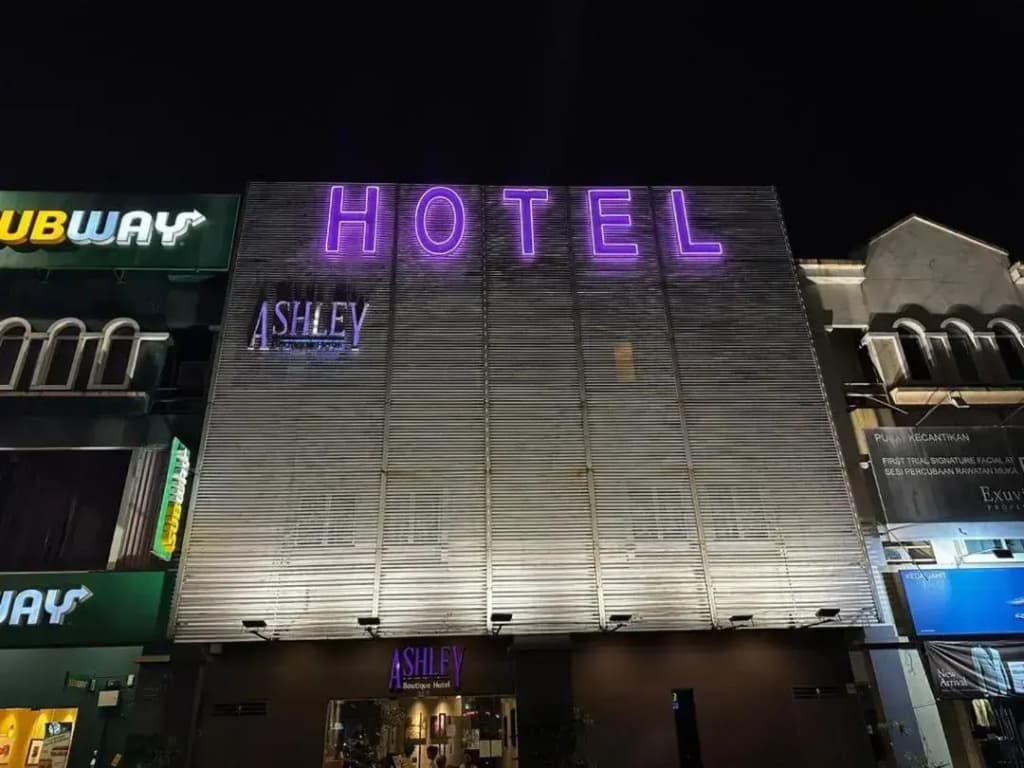 ASHLEY Boutique Hotel - photo 1