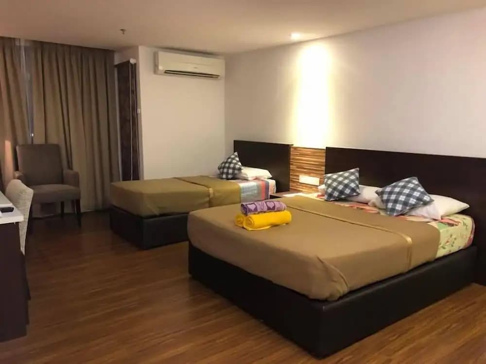 Cyber Studio Apartment - photo 4