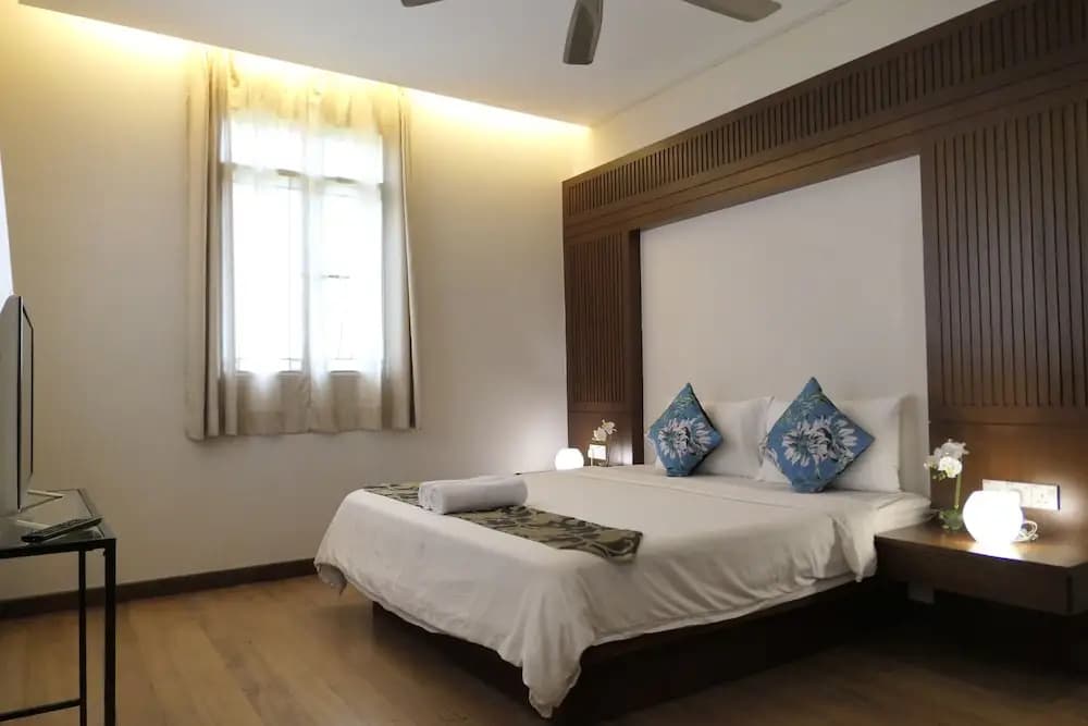 Gurney 4 Plus 1 Bali Style Tranquil Villa - photo 3