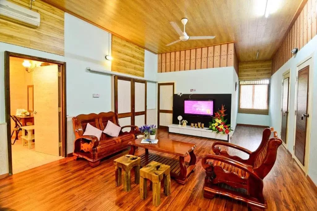 Courtyard Homestay - photo 3