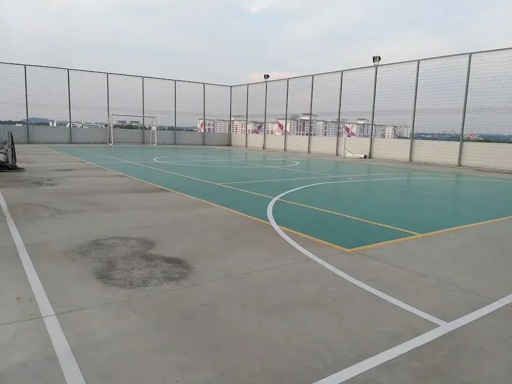 Raffles Suites Homestay - photo 14
