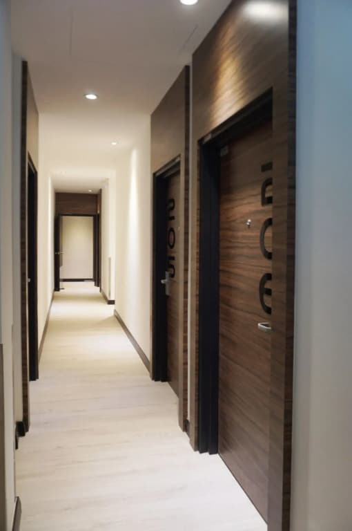 Styles Hotel - photo 10