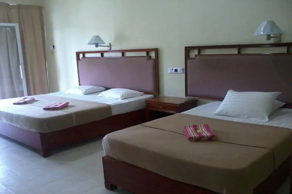 Haliman Guest House - photo 2