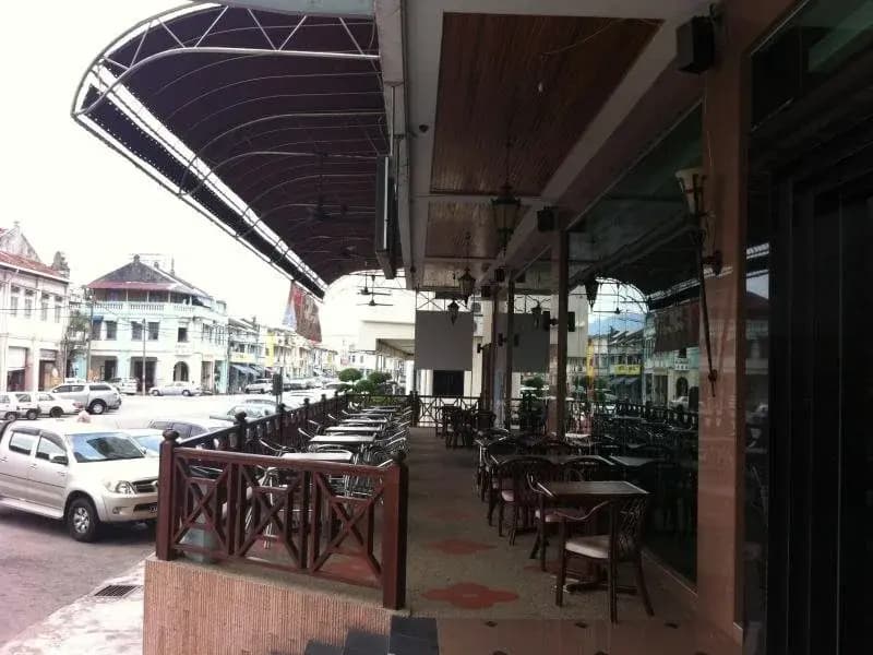 Garden Hotel - photo 4