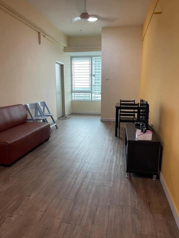 Baojuwu 1 Bedroom Akademik Suites Austin Heights - photo 3