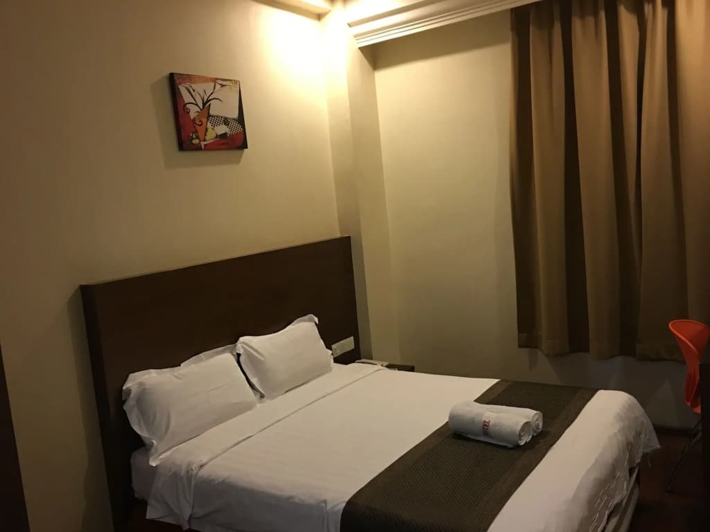 Hotel Lintas Plaza - photo 7