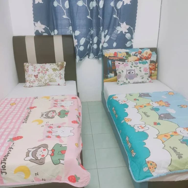 Taman Tinah Homestay - photo 10