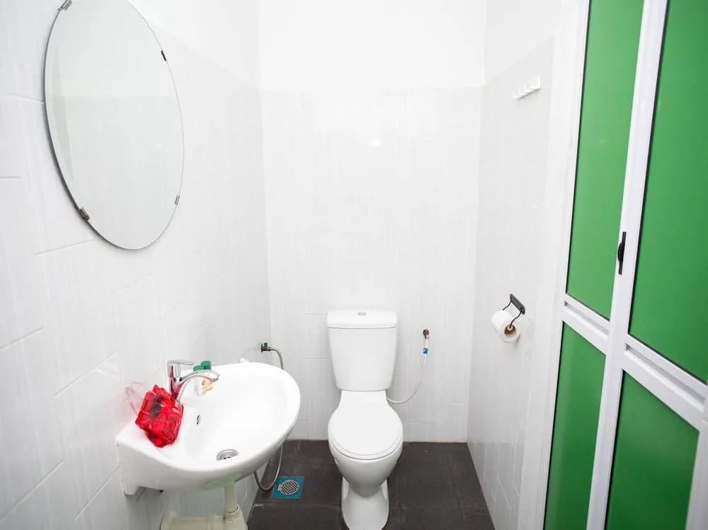 OYO 221 Olive Hotel - photo 7