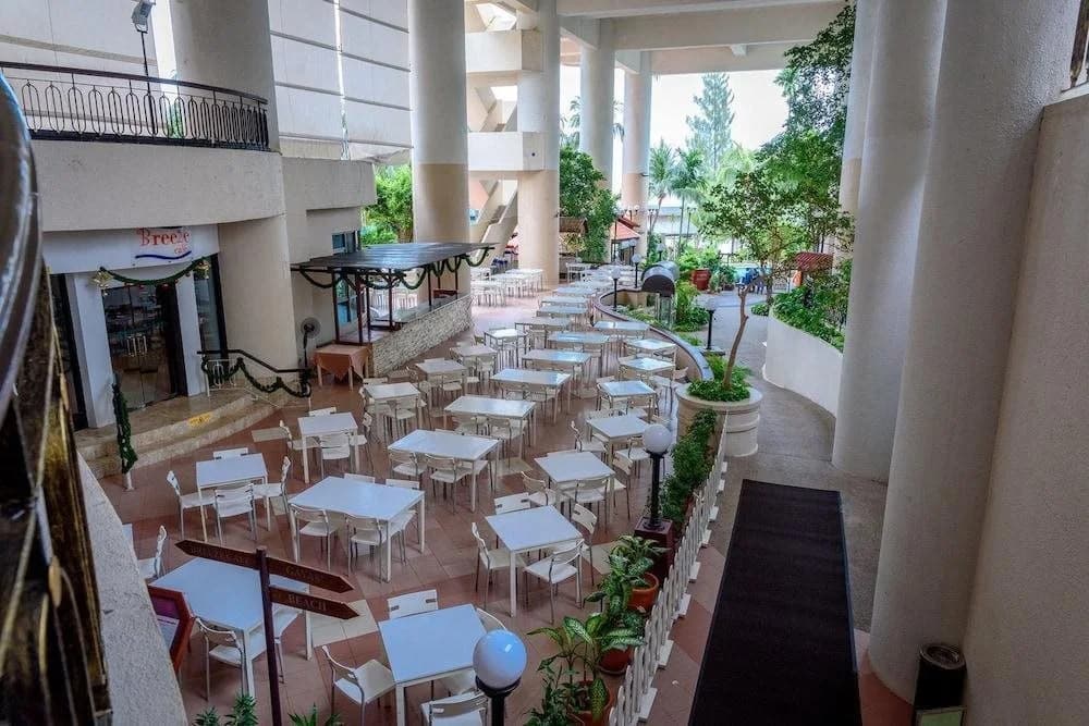 H Beach Suite at Rainbow Paradise Beach Resort - photo 24