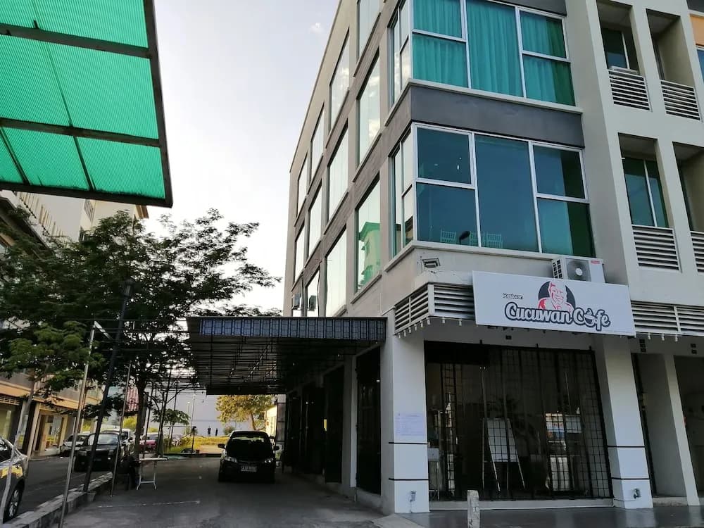 DWJ Backpacker Hostel - photo 1