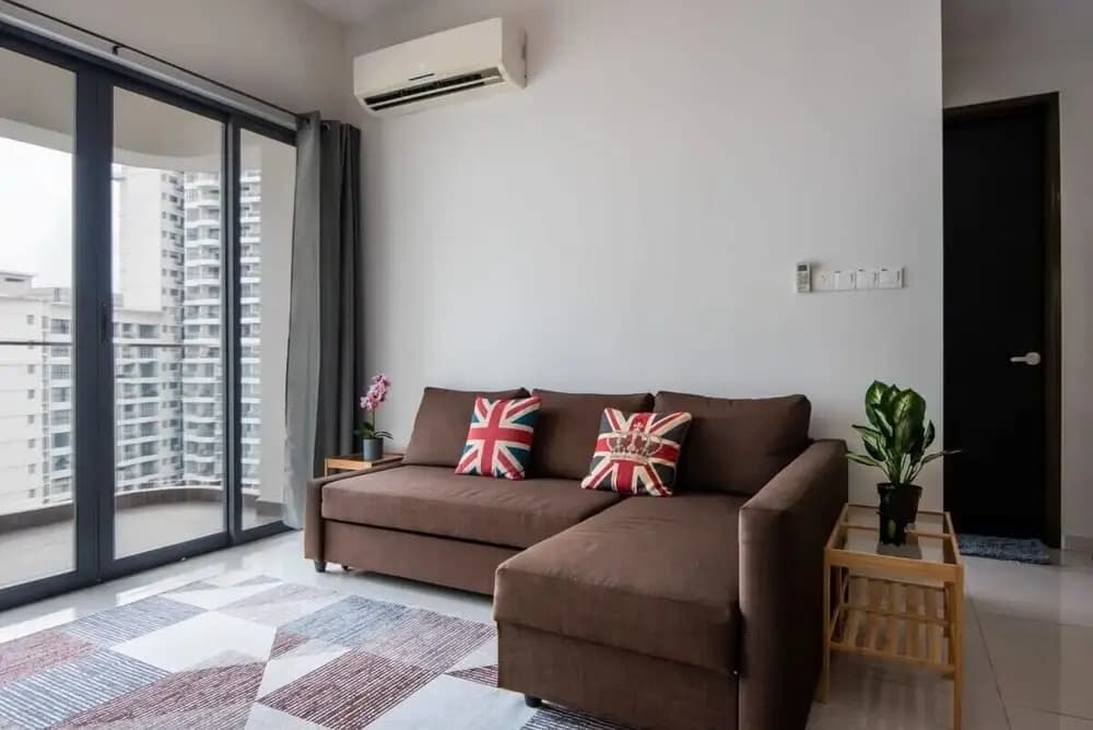 A Stylish 2BR Suite, Water Views, Free Parking - photo 6