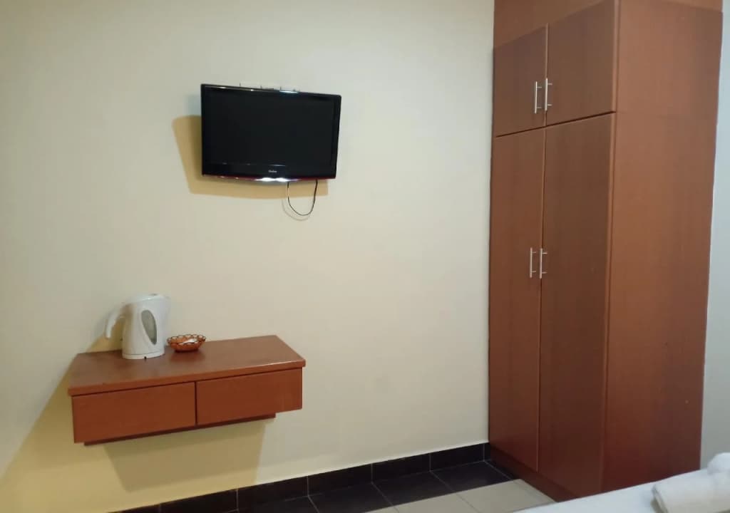 Tc Inn Hotel - photo 3