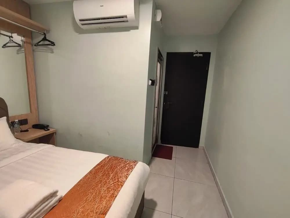 Hotel Mawar Inn - photo 8