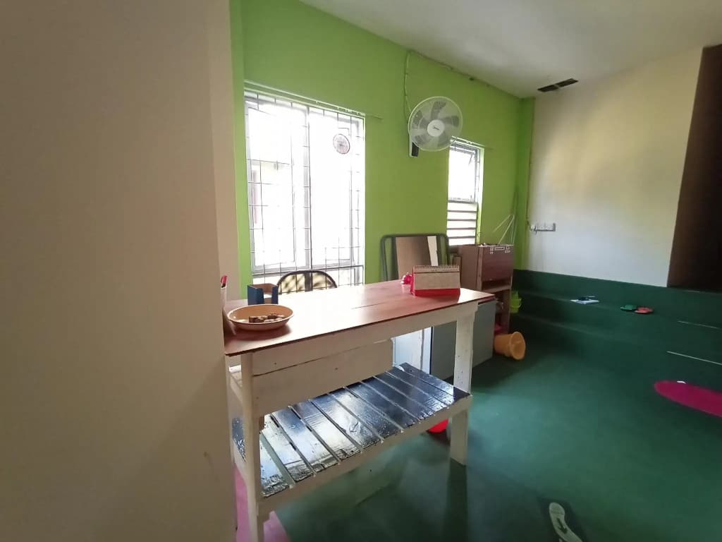 SPOT ON 90119 Bed's Guesthouse - photo 1