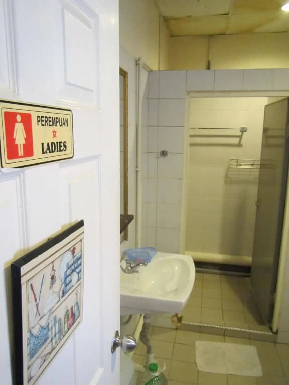 Sensi Backpackers Hostel - photo 8