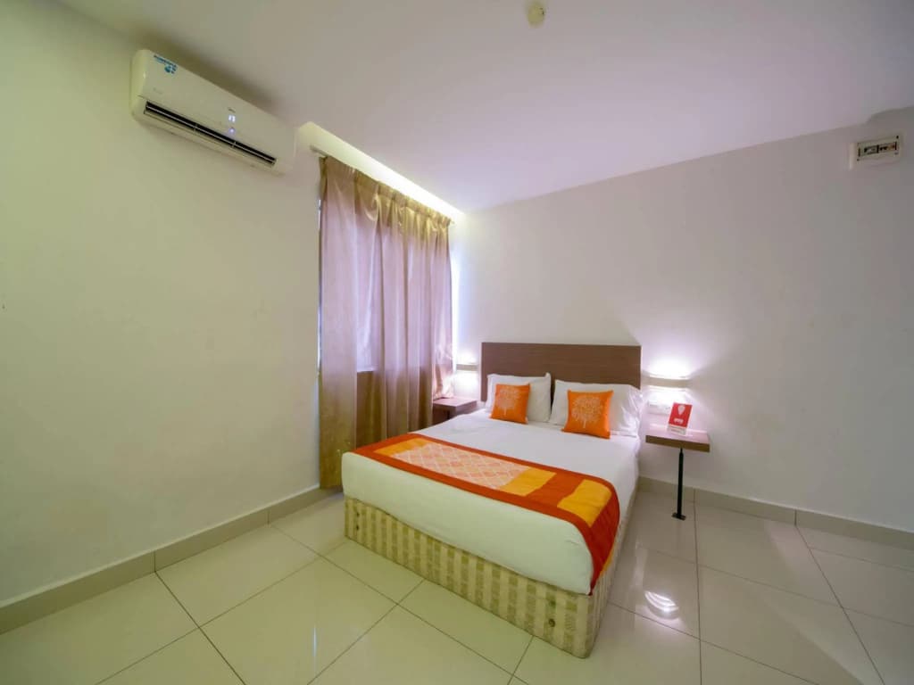 OYO Rooms Sentul KTM Station - photo 3